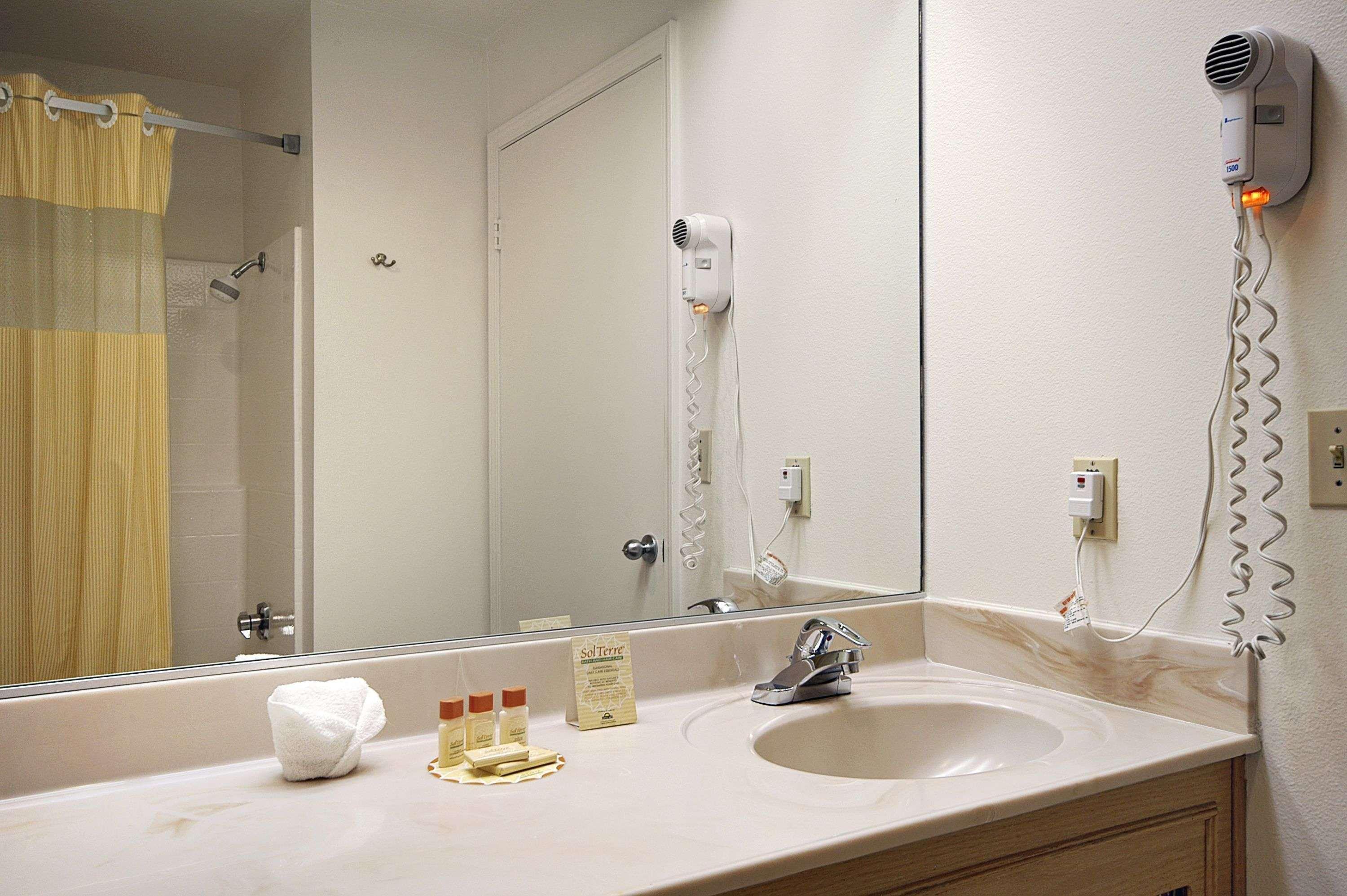 Days Inn By Wyndham Riverside Tyler Mall Kamer foto