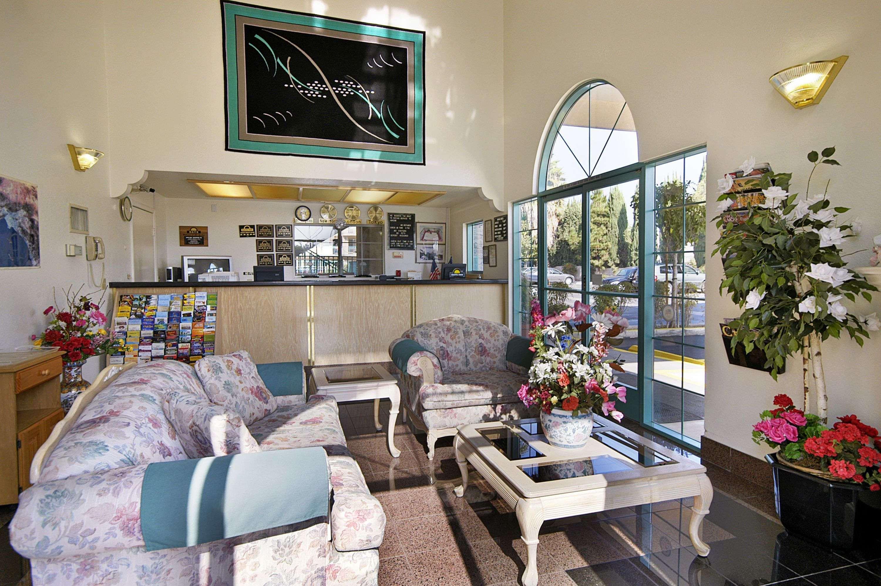 Days Inn By Wyndham Riverside Tyler Mall Buitenkant foto